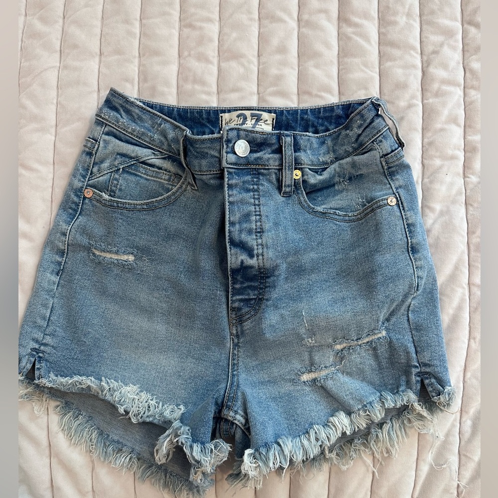 FREE PEOPLE SHORTS.